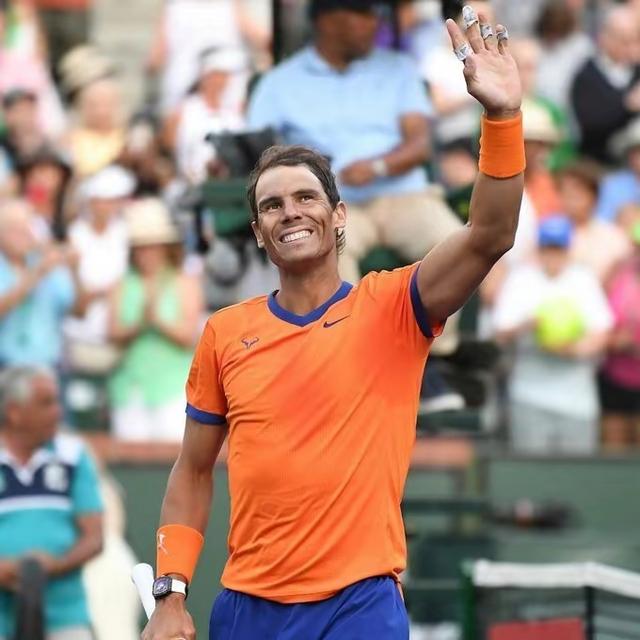 ayx-包含荷甲倒计时，瓦伦西亚集结日迎来里程碑，细节引发关注，球迷炸锅，赛程密集仍需轮换的词条