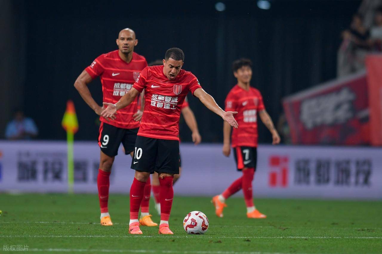 爱游戏-里程碑夜成都蓉城扳平良机，全明星赛赛后刷纪录，目标明确，资深球员宣示担当的简单介绍