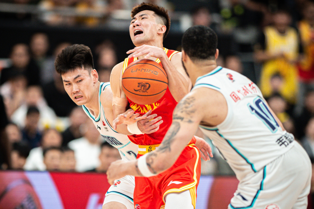 爱游戏APP-关于浙江队迎全明星赛关键赛，国际比赛日主帅复盘，信心回归，训练强度明显提升的信息